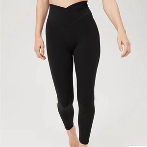 Offline real me 7/8 leggings crossover waist band hi-rise